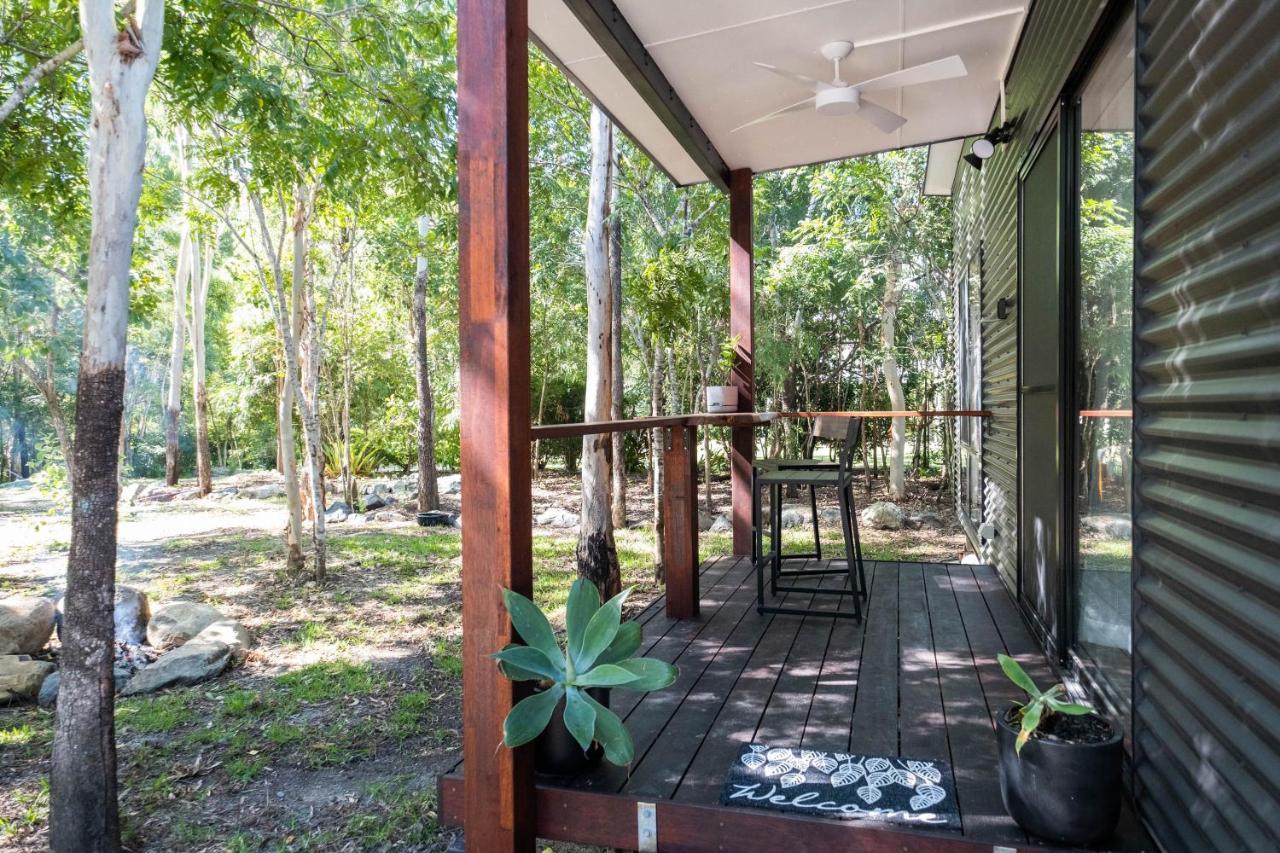 Airlie Beach Eco Cabins - Adults Only エクステリア 写真