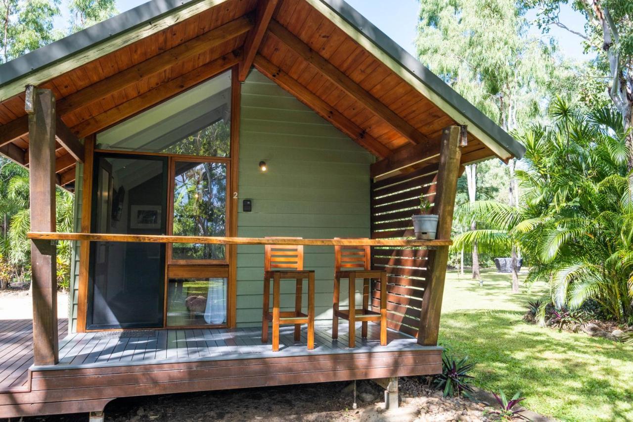 Airlie Beach Eco Cabins - Adults Only エクステリア 写真