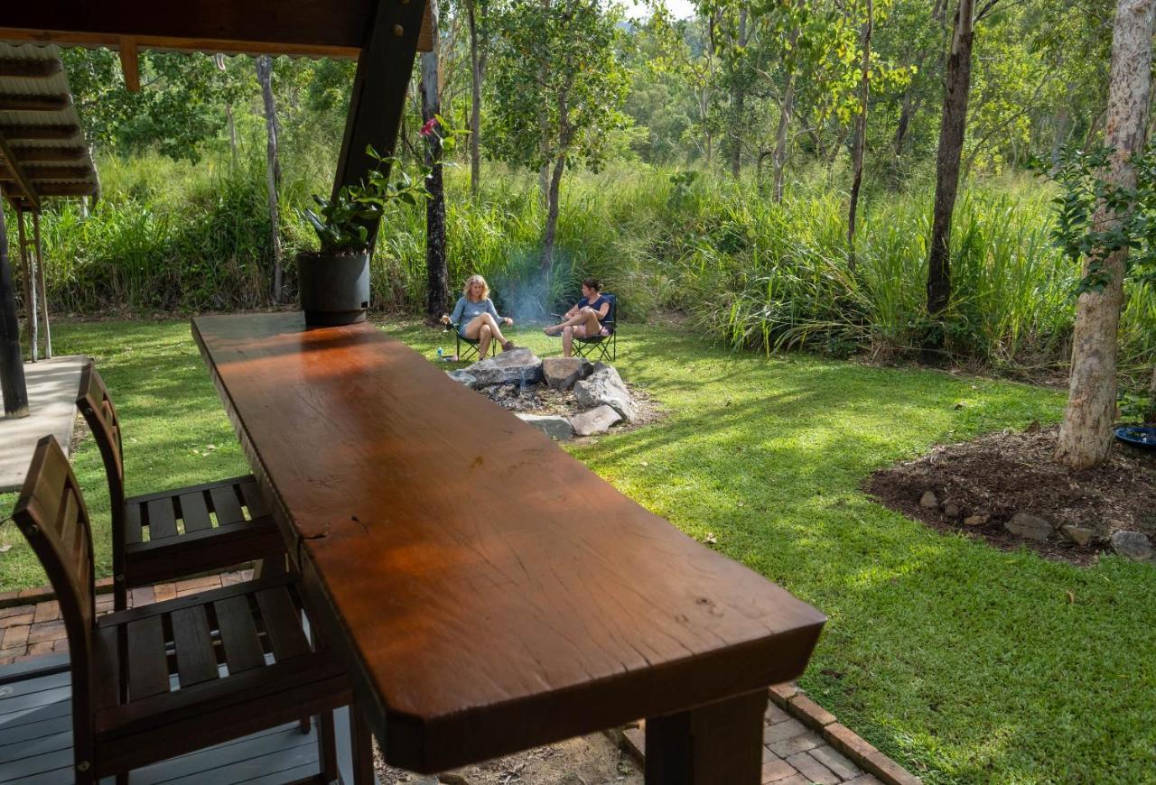 Airlie Beach Eco Cabins - Adults Only エクステリア 写真