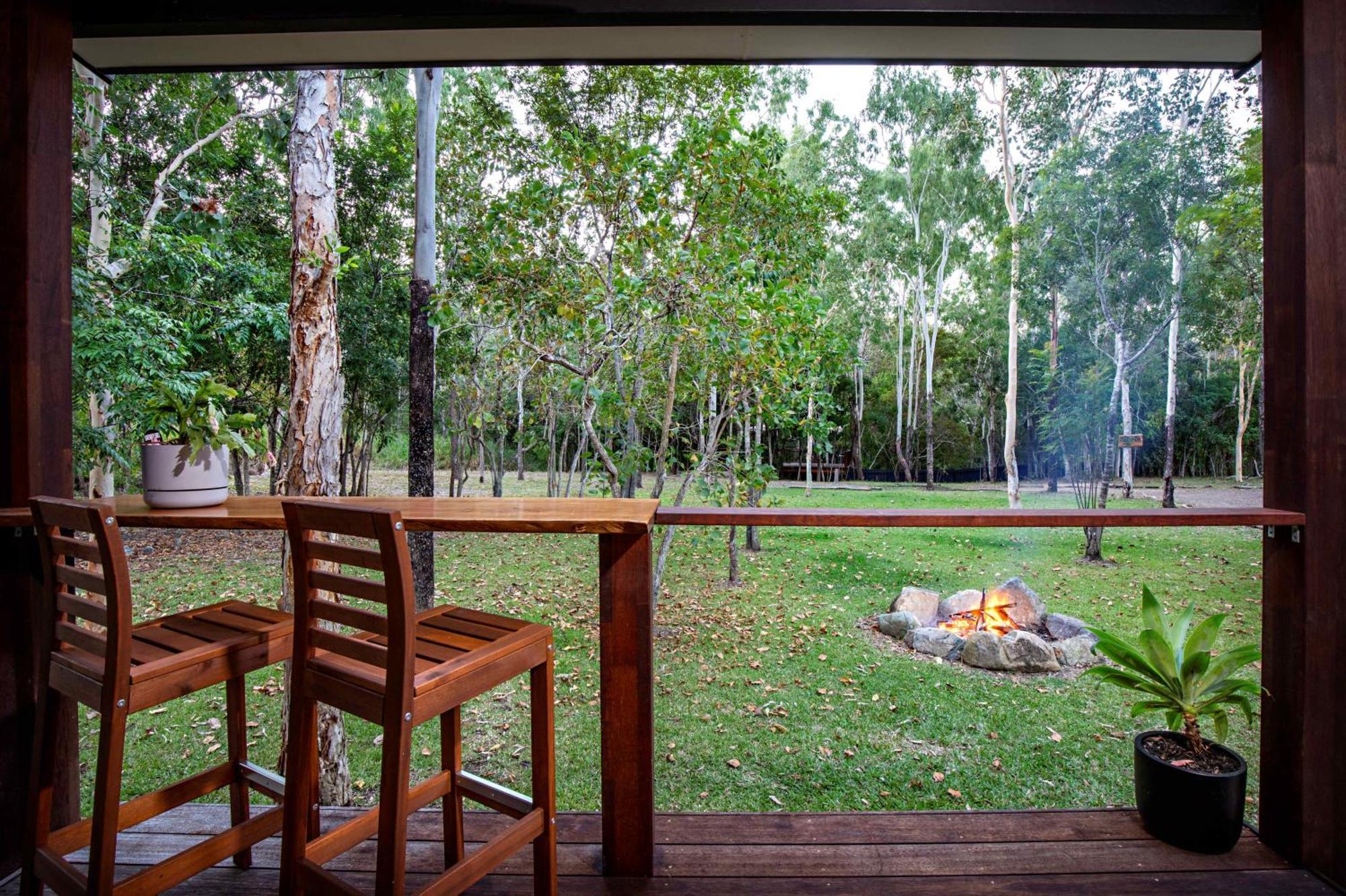 Airlie Beach Eco Cabins - Adults Only エクステリア 写真